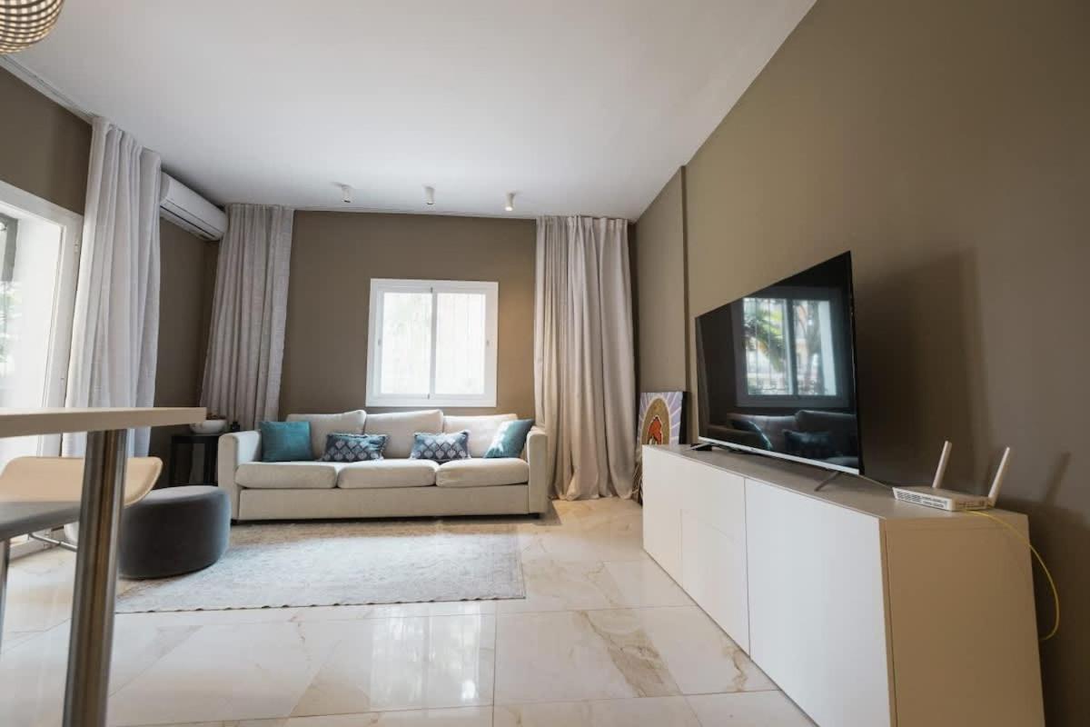 Apartment Andalucia Del Mar - 3 Bedroom In Puerto Banus